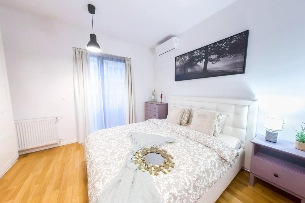 Old Town Spacious Apartment Bucureşti Eksteriør bilde