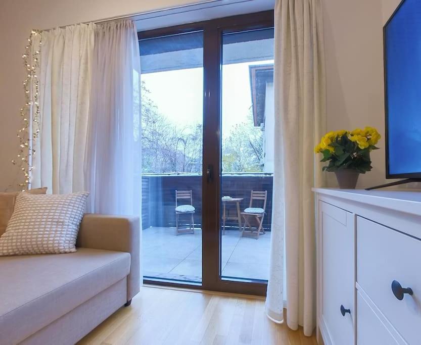 Old Town Spacious Apartment Bucureşti Eksteriør bilde